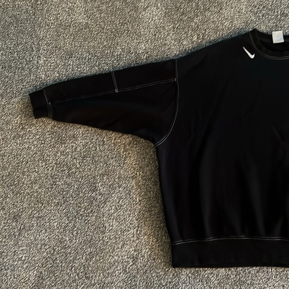 Over Sized Nike Crew - Picture 2 of 6